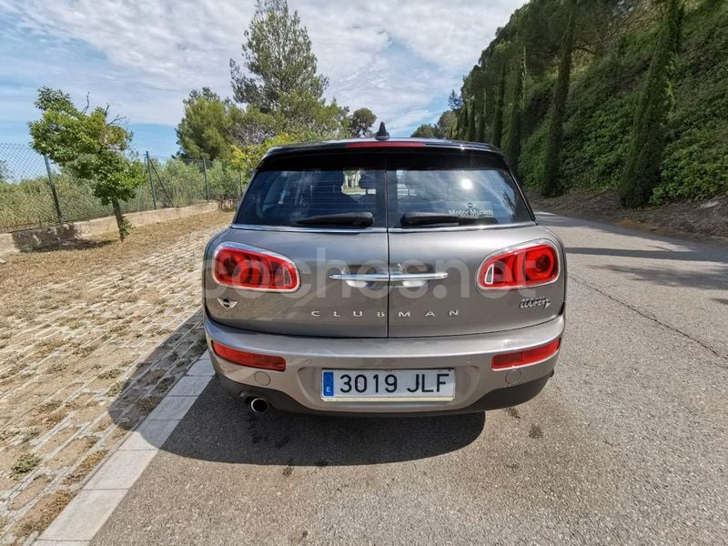 Usado Mini Cooper D Clubman 150 CV (110 kW) 2016 Gris / plata Familiar