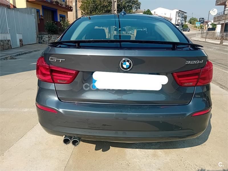 Usado BMW 320 190 CV (139 kW) 2017 Gris / plata Berlina