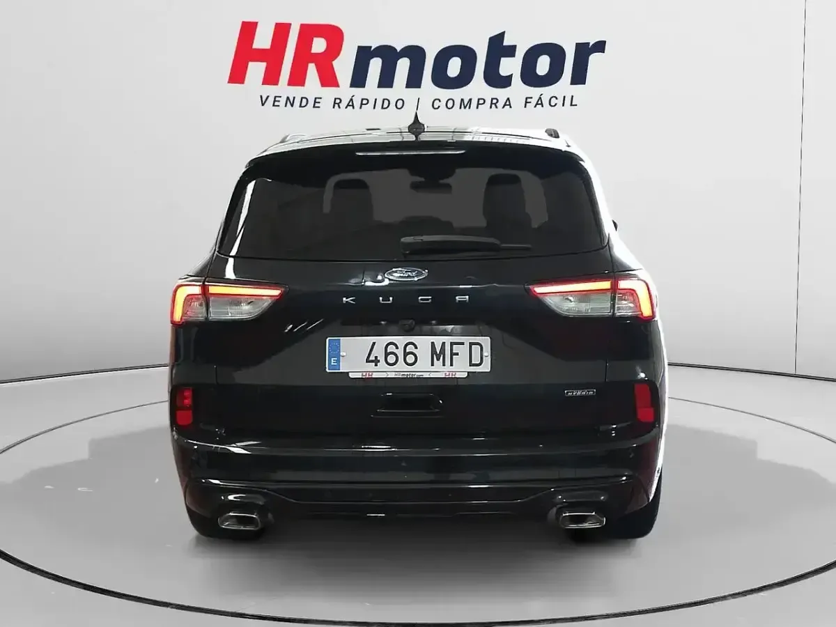 Usado Ford Kuga ST-Line 225 CV (165 kW) 2023 Negro SUV