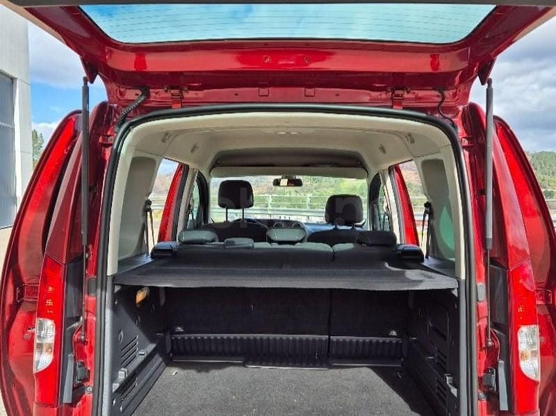 Usado Mercedes Citan 111 110 CV (80 kW) 2016 Granate Familiar