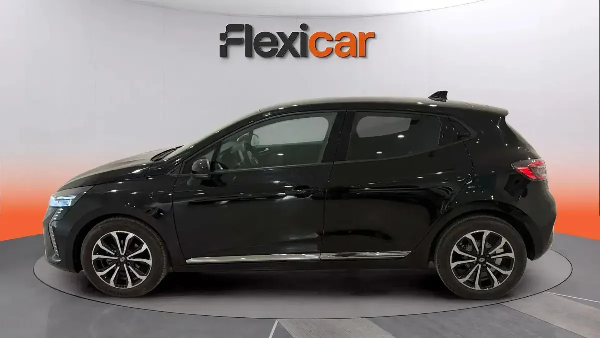 Usado Renault Clio V Techno 91 CV (66 kW) 2024 Negro Berlina