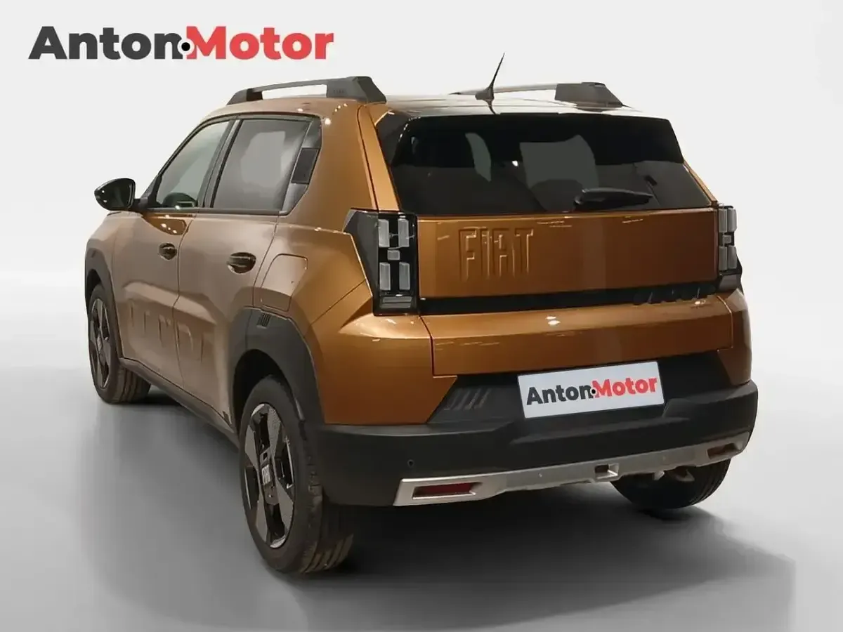 Nuevo Fiat Grande Panda La Prima 100 CV (73 kW) 2025 Marrón Utilitario