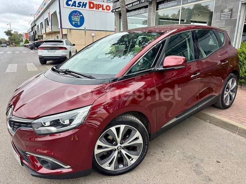 Rojo Usado 2018 Renault Scénic IV Zen Monovolumen | 15.999 € (Precio justo) - Imagen 1/4