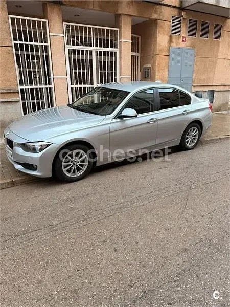 Usado BMW 318 143 CV (105 kW) 2014 Gris / plata Berlina