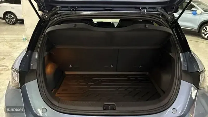 Usado BYD Dolphin Design 150 kW (204 CV) 2025 Gris Utilitario