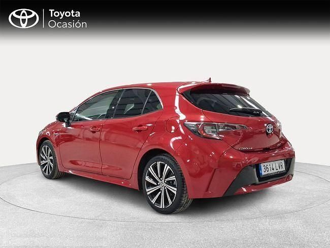Usado Toyota Corolla Style 122 CV (89 kW) 2021 Rojo Berlina