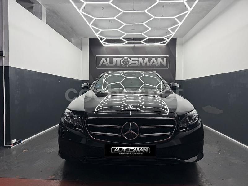 Usado Mercedes E300 320 CV (235 kW) 2019 Negro Berlina