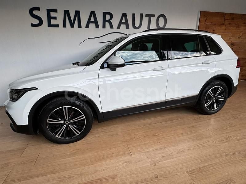 Blanco Usado 2022 VW Tiguan Life SUV | 26.800 € (Buen precio) - Imagen 1/4