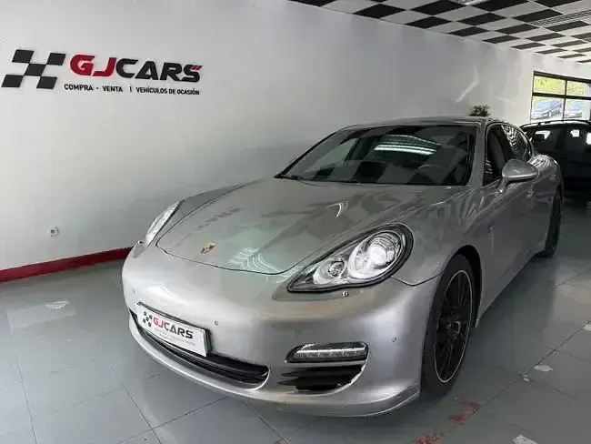 Usado Porsche Panamera Platinum Edition 250 CV (183 kW) 2012 Gris Utilitario