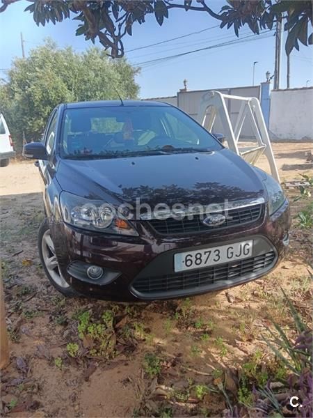 Granate Usado 2008 Ford Focus Trend Berlina | 7200 € (Un poco caro) - Imagen 1/4
