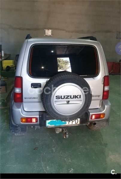 Gris / plata Usado 2008 Suzuki Jimny SUV | 9800 € (Precio justo) - Imagen 1/4