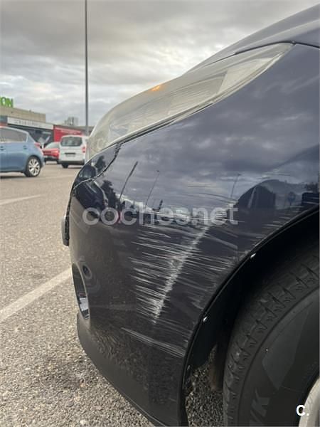 Usado Renault Mégane GrandTour Dynamique 105 CV (77 kW) 2010 Azul Familiar