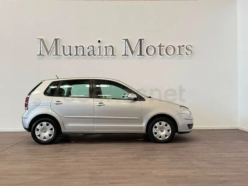 Usado VW Polo Edition 80 CV (58 kW) 2007 Gris / plata Utilitario