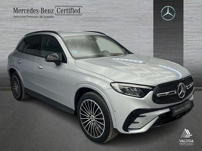Nuevo Mercedes GLC300e 333 CV (244 kW) 2025 Gris / plateado SUV
