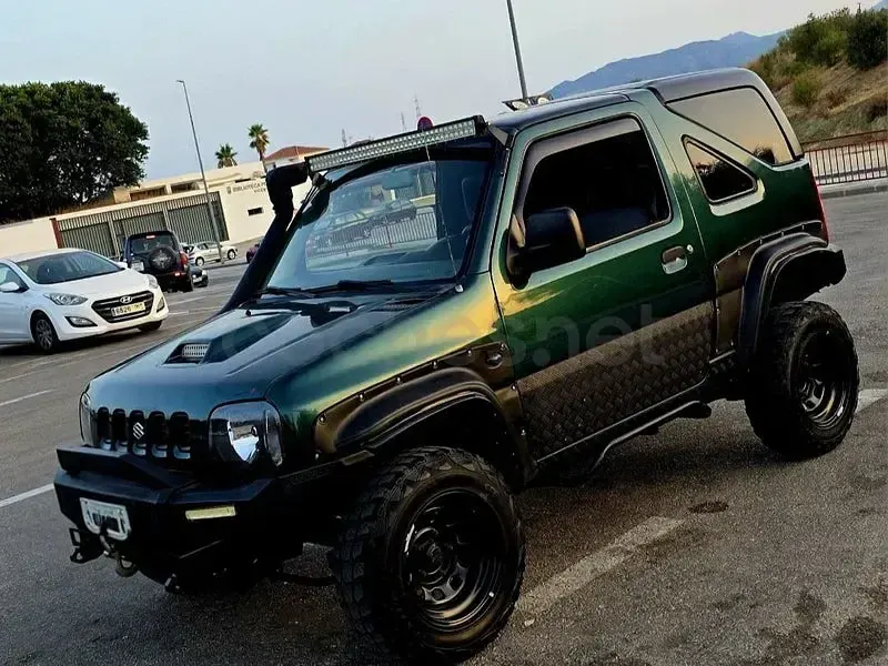 Usado Suzuki Jimny 65 CV (47 kW) 2004 Verde SUV