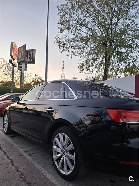 Negro Usado 2017 Audi A4 Design Berlina | 17.000 € (Buen precio) - Imagen 1/4