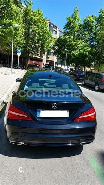 Usado Mercedes CLA220 177 CV (130 kW) 2018 Negro Berlina