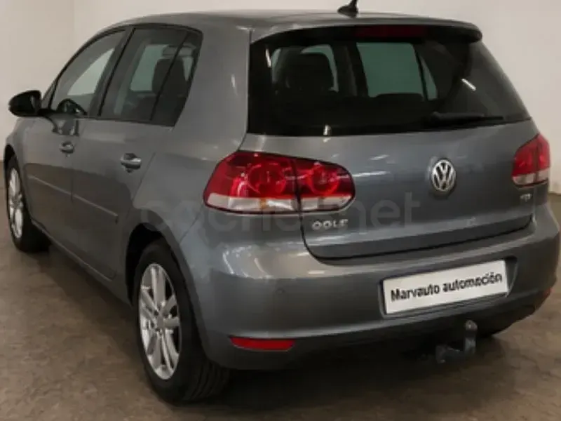 Usado VW Golf VII Sport 105 CV (77 kW) 2012 Gris / plata Berlina