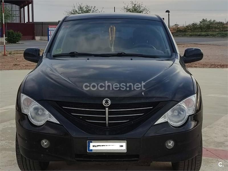 Negro Usado 2007 Ssangyong Actyon SUV | 2800 € (Super precio) - Imagen 1/2