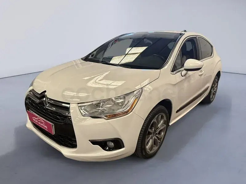 Usado Citroën DS4 Style 114 CV (83 kW) 2015 Blanco Utilitario