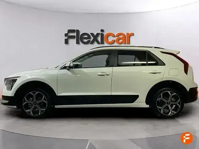 Usado Kia Niro 141 CV (103 kW) 2022 Blanco SUV
