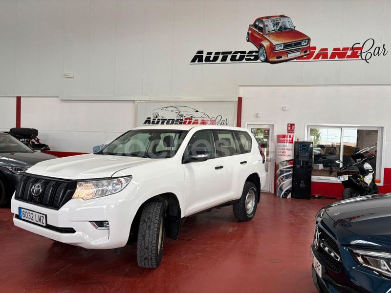 Blanco Usado 2021 Toyota Land Cruiser SUV | 38.990 € (Precio justo) - Imagen 1/4