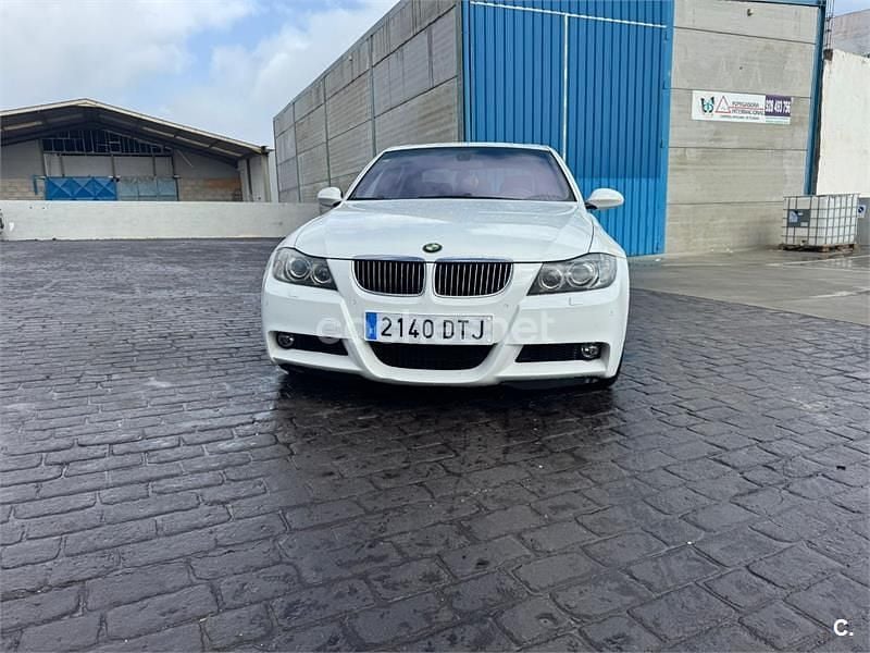 Blanco Usado 2005 BMW 330 Berlina | 8990 € (Super precio) - Imagen 1/4