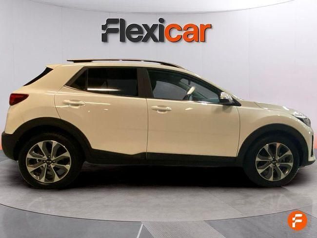 Usado Kia Stonic 120 CV (88 kW) 2019 Blanco SUV