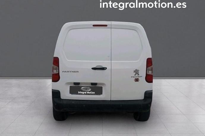 Usado Peugeot Partner Premium 131 CV (96 kW) 2021 Monovolumen
