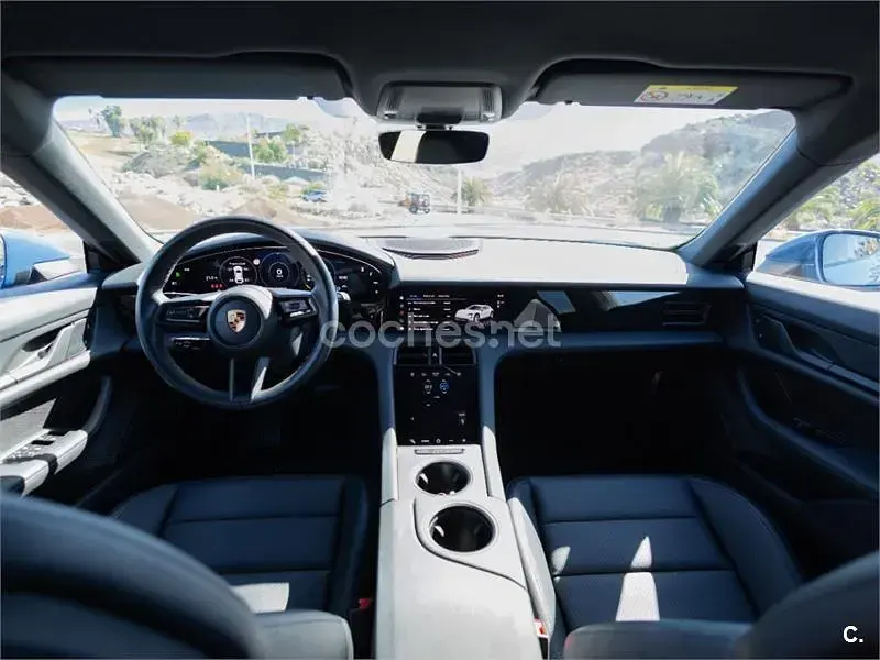 Usado Porsche Taycan 4 Cross Turismo Cross Turismo 319 kW (435 CV) 2022 Eléctrico Familiar