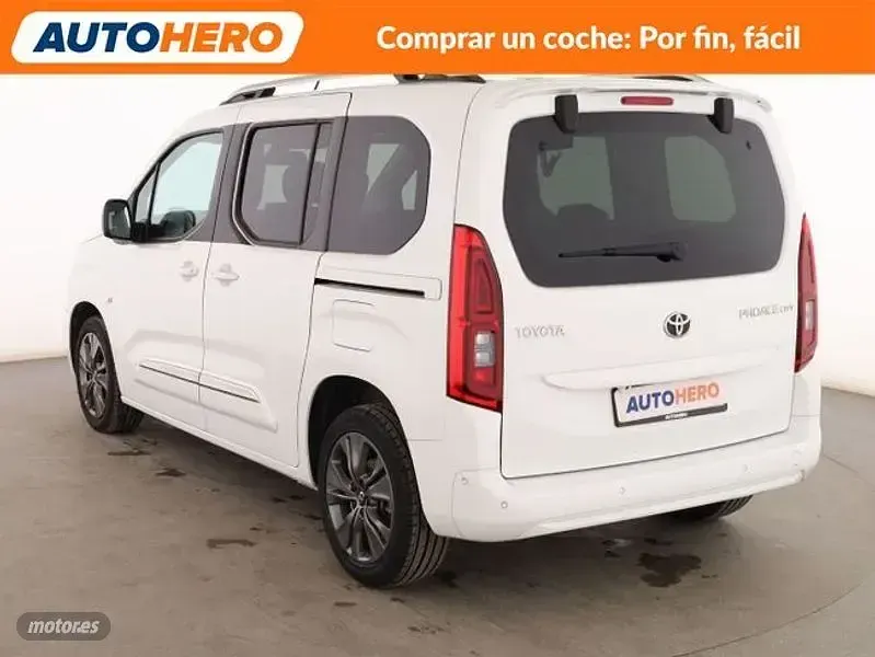 Usado Toyota Proace Verso Advance 131 CV (96 kW) 2022 Blanco Familiar