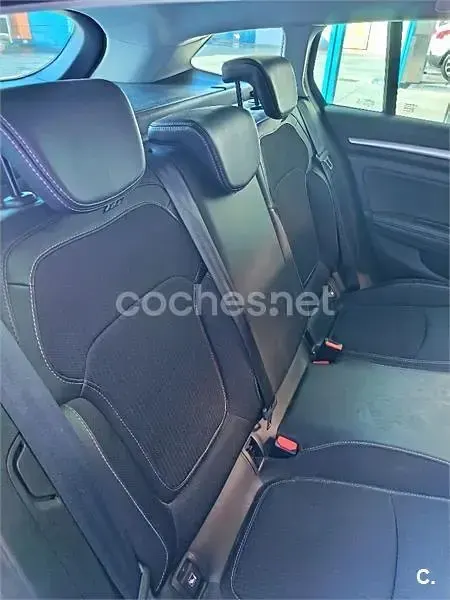 Usado Renault Mégane GrandTour Techno 140 CV (102 kW) 2023 Negro Familiar