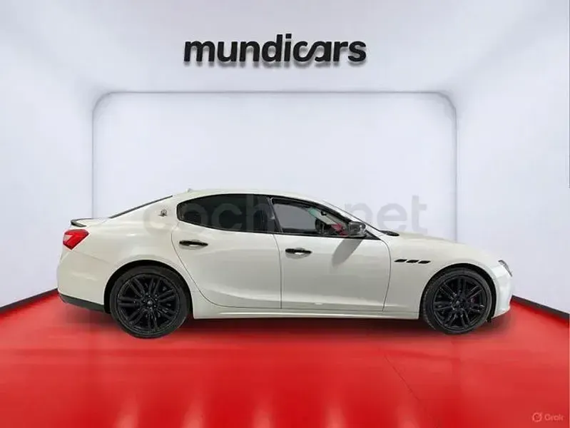 Usado Maserati Ghibli 410 CV (301 kW) 2014 Blanco Berlina