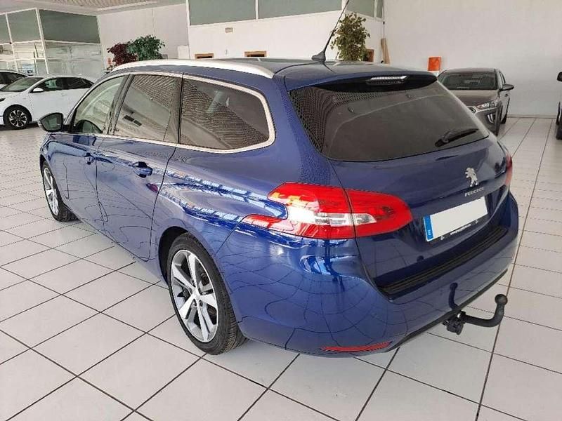 Usado Peugeot 308 SW Allure 131 CV (96 kW) 2019 Familiar