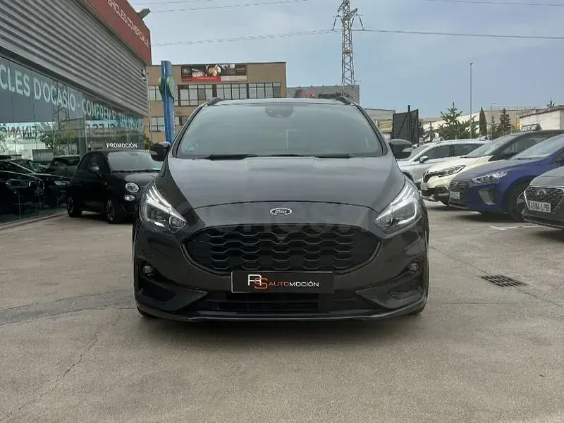 Usado Ford S-MAX ST-Line 192 CV (141 kW) 2019 Gris / plata Monovolumen