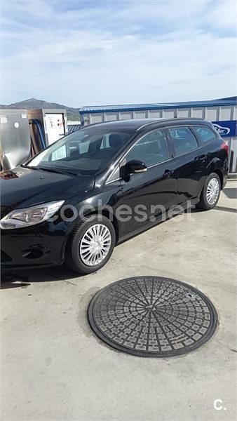 Usado Ford Focus Titanium 115 CV (84 kW) 2011 Negro Familiar