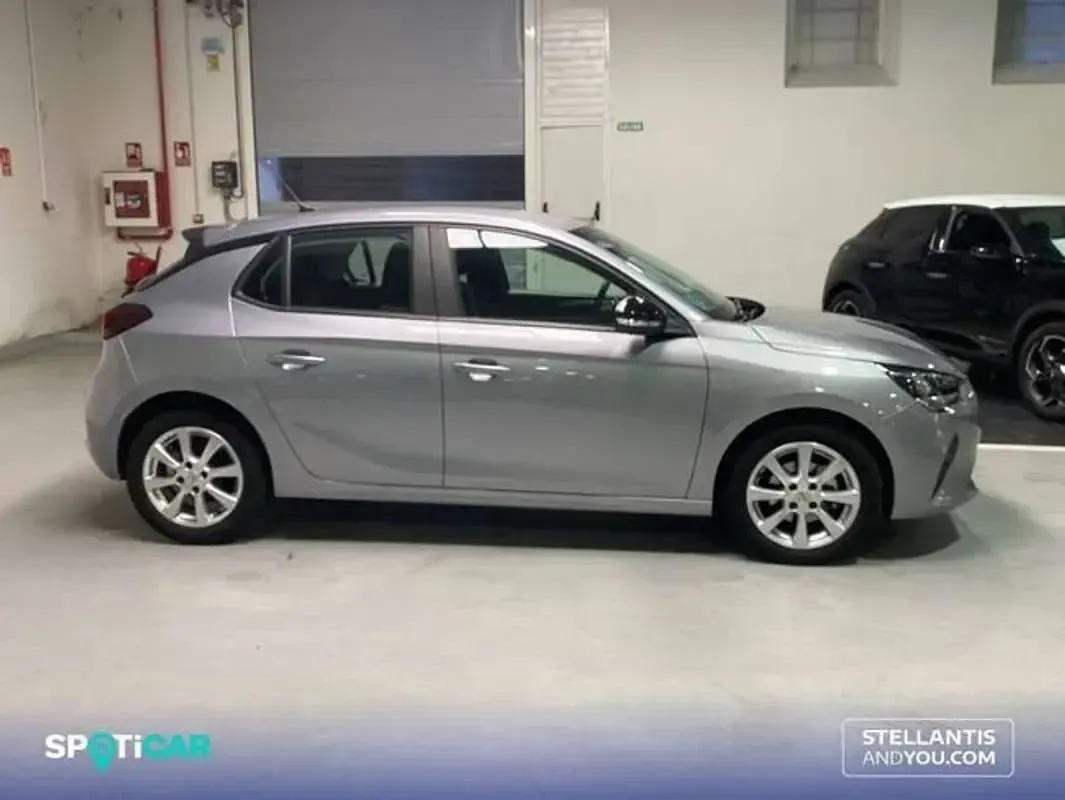 Usado Opel Corsa Edition 101 CV (74 kW) 2021 Gris Utilitario