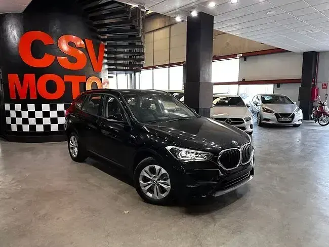 Używany BMW X1 Advantage 223 KM (164 kW) 2022 Czarny SUV