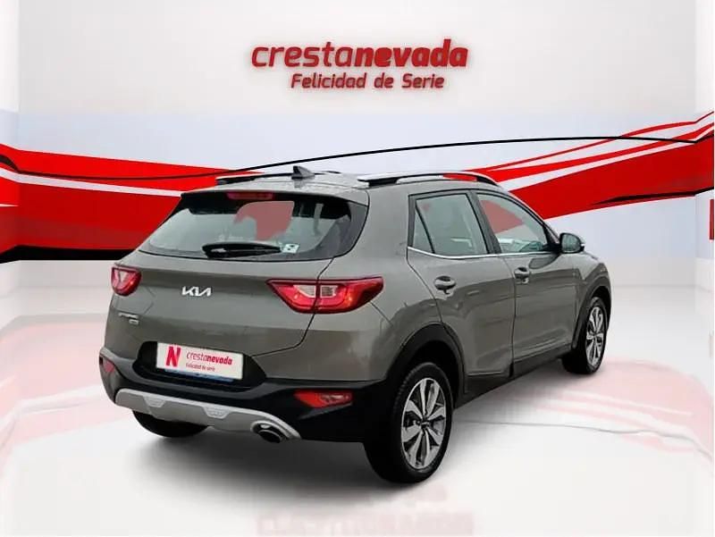 Usado Kia Stonic 120 CV (88 kW) 2022 SUV