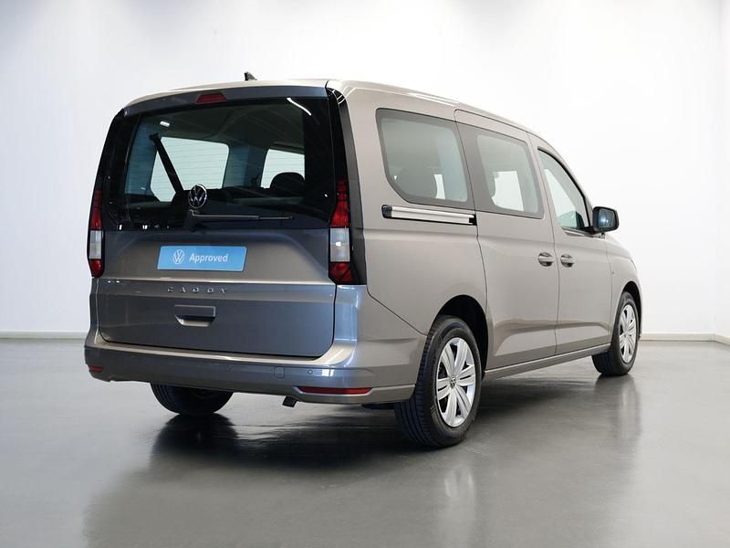 Usado VW Caddy 102 CV (75 kW) 2025 Beige Monovolumen