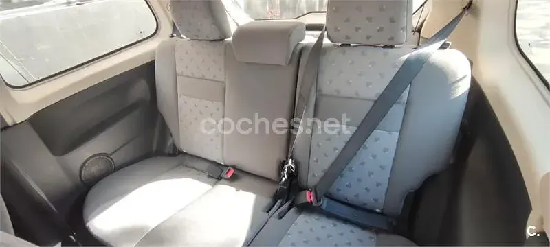 Usado Hyundai Getz 63 CV (46 kW) 2004 Gris / plata Utilitario