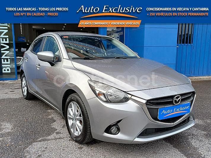 Gris / plata Usado 2016 Mazda 2 Style Berlina | 13.240 € (Un poco caro) - Imagen 1/4
