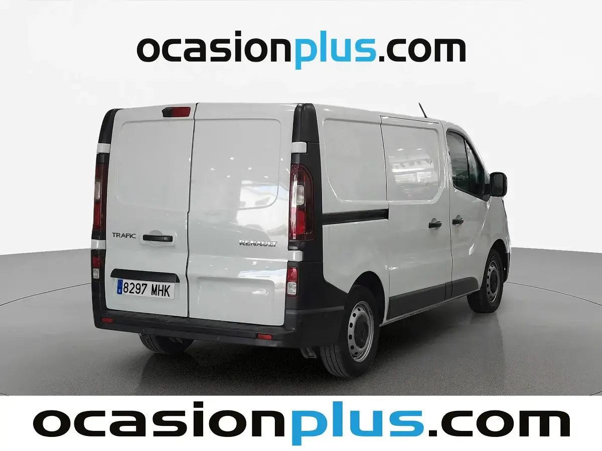 Usado Renault Trafic 131 CV (96 kW) 2023 Blanco Monovolumen
