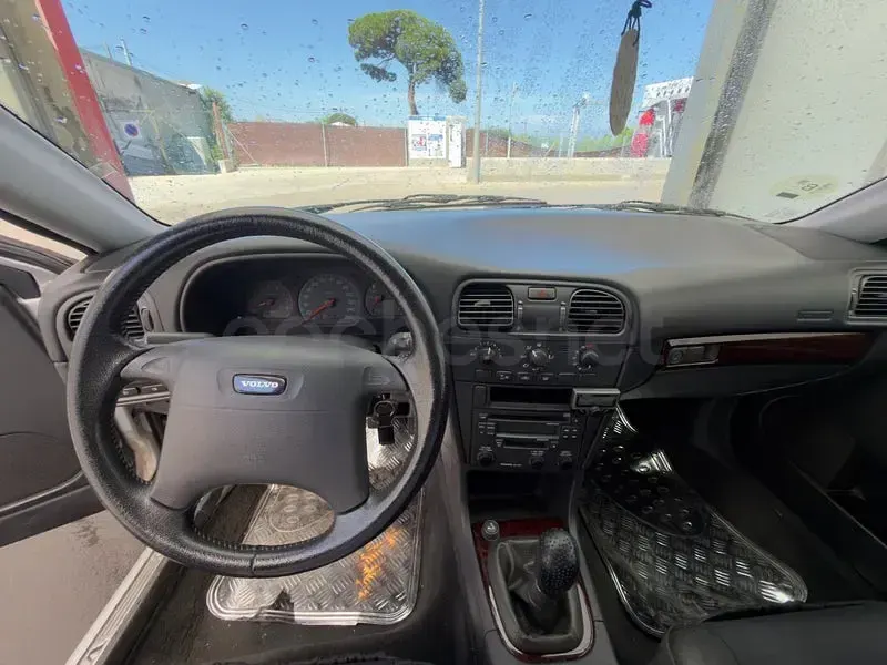 Usado Volvo V40 122 CV (89 kW) 2003 Gris / plata Familiar