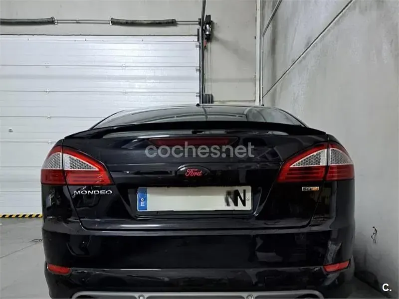 Usado Ford Mondeo Titanium S 175 CV (128 kW) 2009 Negro Berlina