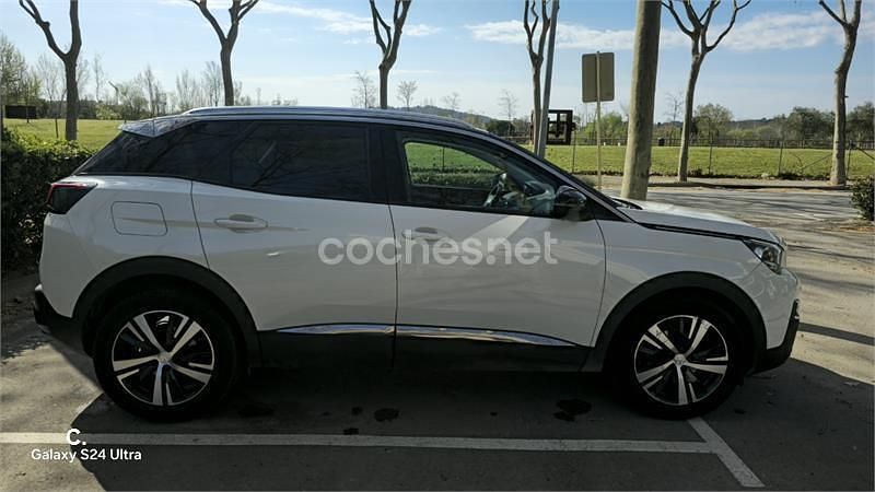 Usado Peugeot 3008 Allure 130 HP (95 kW) 2021 Branco SUV