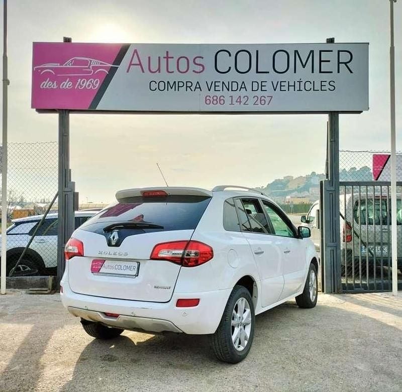 Usado Renault Koleos Dynamique 150 CV (110 kW) 2010 Blanco SUV