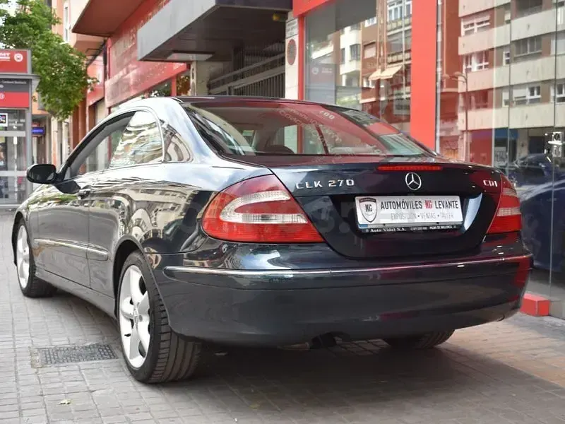 Usado Mercedes CLK270 Elegance 170 CV (125 kW) 2003 Azul Coupe