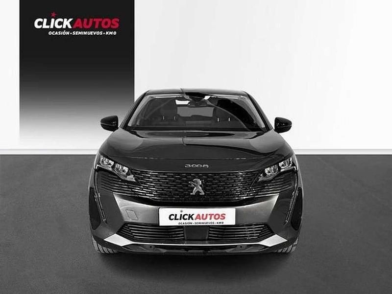 Usado Peugeot 3008 Allure 131 CV (96 kW) 2022 Gris Monovolumen