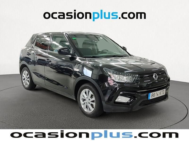 Usado Ssangyong (KGM) Tivoli Limited 128 CV (94 kW) 2019 Negro SUV